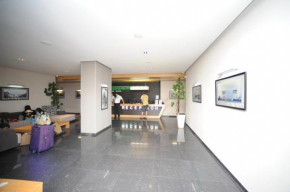 Отель Orbi Sea Tower Apartment  Батуми